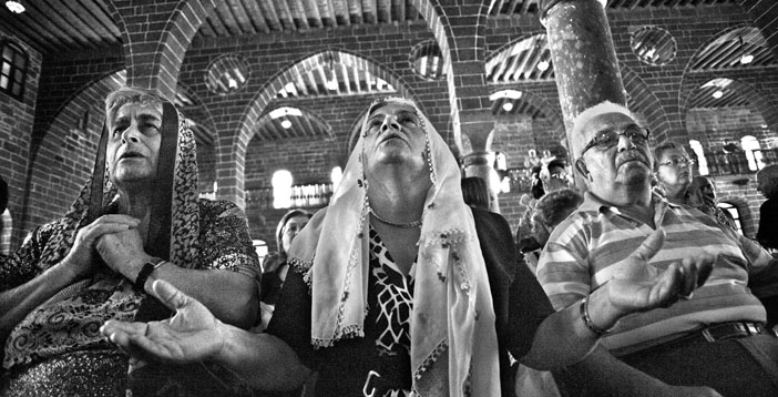 Armenians in Anatolia wait for clergy